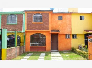 Casa · 91m² · 3 Recámaras · 2 Estacionamientos · Casa en Venta en El Porvenir, Zinacantepec