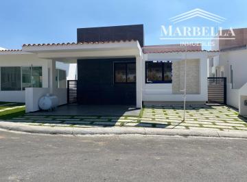 Casa de 3 habitaciones, Atlatlahucan · Estrene Hermosa Casa en un Nivel, en Zona Nueva y Tranquila. con 3 Recámaras y Garaje Techado