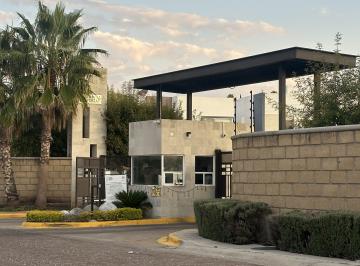 Casa en condominio de 3 habitaciones, Querétaro · Casa en Venta con Amenidades, Juriquilla Queretaro