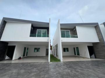 Casa · 231m² · 3 Recámaras · 2 Estacionamientos · Casas en Venta Col. Unidad Nacional