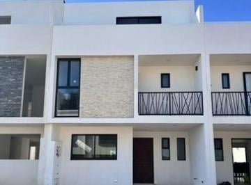 Casa en condominio · 128m² · 3 Recámaras · 2 Estacionamientos · Se Vende Casa Nueva en Fraccionamiento Parque Real, Puebla Cuautlancingo