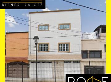 Casa de 3 habitaciones, Venustiano Carranza · Casa en Venta en Caléndula, Xotepingo, Coyoacán, 04610 Ciudad de México Maja718