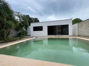 Casa de 3 habitaciones, Mérida · Casa en Venta en Fracc. Las Margaritas, Cholul