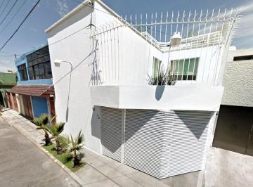 Casa de 4 habitaciones, Iztacalco · Casa en Militar Marte en Recuperacion Bancaria
