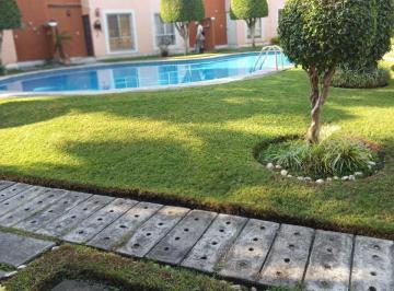 Casa en condominio , Emiliano Zapata · Casa con Alberca en Los Sauces E. Zapata