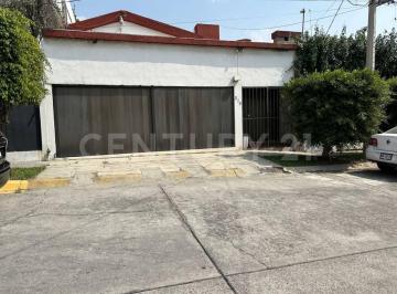 Casa · 504m² · 5 Recámaras · 2 Estacionamientos · Casa en Venta en La Florida Edo. de México