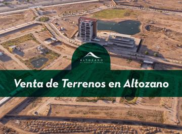 Terreno / Lote · 180m² · Terrenos en Venta en Paseo de Los Pinos