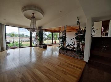 c83cb71e7be1fb8749819bceff7015ccb56a7bb332fd1259314d4625c8e1a18a · Se Vende Excelente Casa en Bosques de Las Lomas (V)