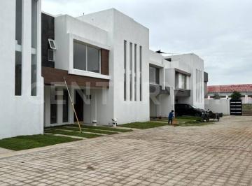 Casa · 168m² · 3 Recámaras · 2 Estacionamientos · Casas Nuevas en Venta y Preventa en Pueblo Mágico, 3 Rec. Jardín, Roof