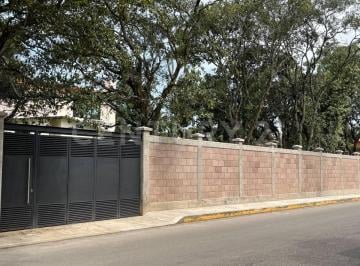Casa · 221m² · 4 Recámaras · 3 Estacionamientos · Casa Nueva, Blvd Espíritu Santo, Jilotzingo