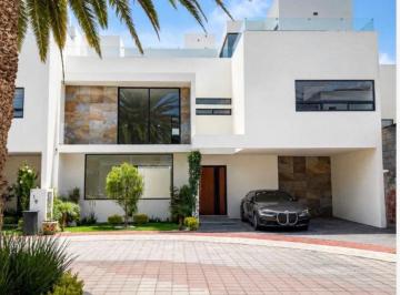 Casa de 4 habitaciones, Pachuca · Casa de Lujo en Ex Hacienda de La Luz: Seguridad, Espacio y Confort Total
