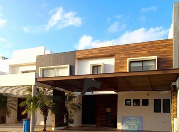 Casa en condominio de 3 habitaciones, Benito Juárez · Casa en Renta en Cancún, Aqua Residencial