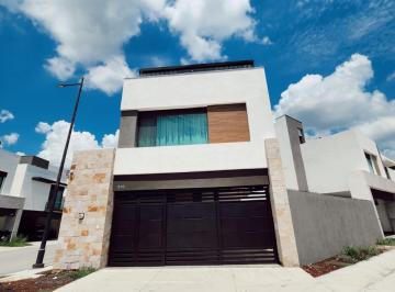 Casa de 3 habitaciones, Santiago · Casa en Renta Alina Residencial, Santiago