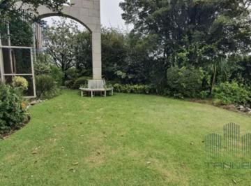 Casa en condominio · 1m² · 3 Recámaras · 8 Estacionamientos · Casa en Condominio en Venta Bosques de Las Lomas!