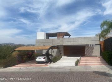 Casa de 3 habitaciones, Querétaro · Casa en Venta en Cumbres del Lago con 3 Hab, 5 Baños, Queretaro, Mexico.