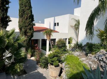 Casa de 4 habitaciones, Guadalupe · Casa en Venta en Contry La Escondida en Guadalupe Nuevo León
