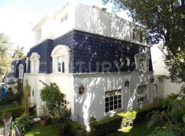 Casa · 300m² · 4 Recámaras · 2 Estacionamientos · Casa en Condominio en Venta en Olivar de Los Padres, Álvaro Obregón Cdmx