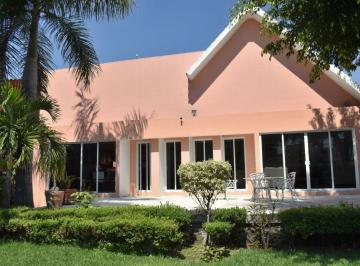 Casa de 7 habitaciones, Cuernavaca · Venta/renta de Casa en Reforma Cuernavaca Morelos