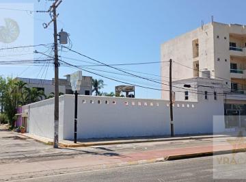 Edificio · 909m² · 12 Recámaras · 1 Estacionamiento · Hotel Playa Bonfil Acapulco