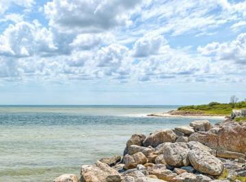 Terreno / Lote · 824m² · Terreno en Venta Frente Al Mar en Santa Clara