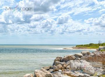 Terreno / Lote · 824m² · Terreno en Venta Frente Al Mar en Santa Clara