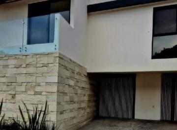 Casa en condominio · 220m² · 3 Recámaras · 2 Estacionamientos · Casa en Condominio en Buenavista Cuernavaca - Maz - 2157 - Cd