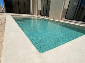 Casa en condominio · 270m² · 3 Recámaras · 3 Estacionamientos · Casa de Una Planta con 3 Recámaras en Privada en Tamanché
