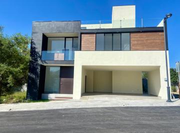Casa de 4 habitaciones, Monterrey · Casa en Venta en Arboretto Residencial Carretera Nacional