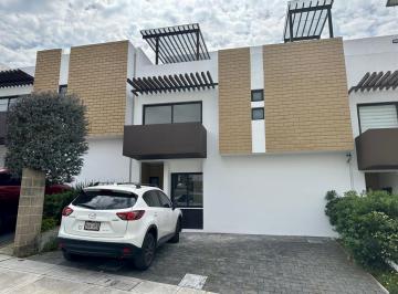 Casa de 4 habitaciones, Ocoyoacac · Venta Casa en Residencial Vista Bosques Ocoyoacac Edo de México. Col. Miraflores. 3 Pisos.