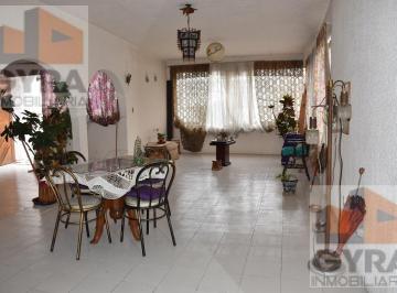 Casa · 251m² · 6 Recámaras · 2 Estacionamientos · Casa en Venta Para Remodelar Ixcateopan Vertiz Narvarte