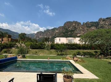 Casa en condominio · 493m² · 3 Recámaras · 2 Estacionamientos · Casa en Condominio en Venta, Tepoztlan - (4)