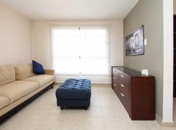 Casa · 140m² · 3 Recámaras · 2 Estacionamientos · Casa en Venta en Residencial del Bosque