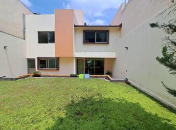 Casa · 266m² · 4 Recámaras · 3 Estacionamientos · Venta Casa Sexta Sección Lomas Verdes