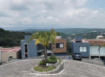 Casa · 670ha · 4 Recámaras · 4 Estacionamientos · Increibles Casas en Condado de Sayavedra Atizapan