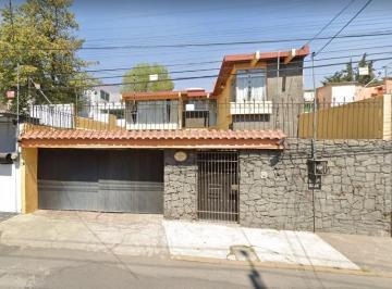 Casa · 352m² · 3 Recámaras · 4 Estacionamientos · Hermosa Casa San Jerónimo Lídice