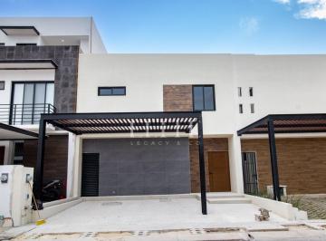 Casa · 192m² · 3 Recámaras · 2 Estacionamientos · Casa en Venta en Residencial Rio By Cumbres Cancun