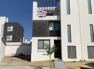 Casa · 123m² · 3 Recámaras · 3 Estacionamientos · Casa en Residencial del Parque