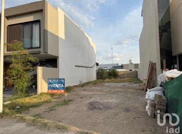 Terreno / Lote · 211m² · Terreno en Venta en La Colonia Solares, en El Municipio Zapopan, Jalisco.
