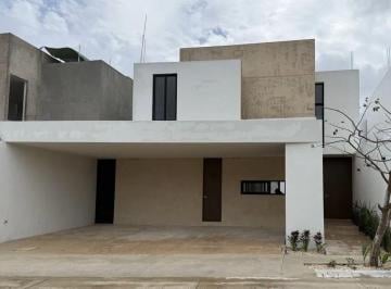 Casa de 4 habitaciones, Mérida · Casa en Venta en Privada, Temozón Norte, Mérida, Yucatán