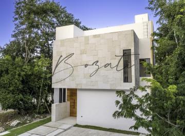Casa · 287m² · 3 Recámaras · 2 Estacionamientos · Casa en Venta en Playa del Carmen