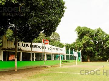 Terreno / Lote · 300m² · 3 Recámaras · Terreno a Orilla de Carretera Federal en La Bocana (Campos Bertha)