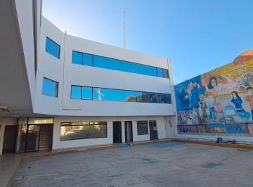 Edificio de 9 habitaciones, Saltillo · Edificio en Venta en Zona Norte de Saltillo