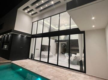 Casa · 547m² · 4 Recámaras · 3 Estacionamientos · Casa de Lujo en Venta en Punta Tiburón