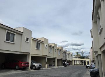 Casa en condominio · 192m² · 3 Recámaras · 2 Estacionamientos · Casa en Condominio en Santa Catarina