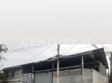Local comercial · 573m² · 3 Estacionamientos · Venta de Plaza Comercial
