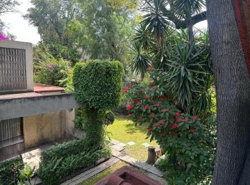 Casa · 310m² · 3 Recámaras · 2 Estacionamientos · Casa en Venta en Coyoacán