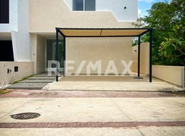 Casa · 187m² · 3 Recámaras · 2 Estacionamientos · Casa en Venta del Lago en Privada Altozano Mérida Yucatán - (4)