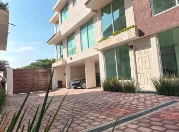 Casa en condominio de 3 habitaciones, Cuernavaca · Céntrica y Moderna Casa en Condominio Para Estrenar!