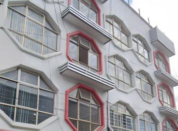 Local comercial · 1347m² · Edificio en Venta a Una Calle de Plaza Dorada