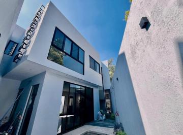 Casa · 251m² · 3 Recámaras · 2 Estacionamientos · Casa en Fraccionamiento en Lomas de Atzingo Cuernavaca - Roq - 1253 - Fr